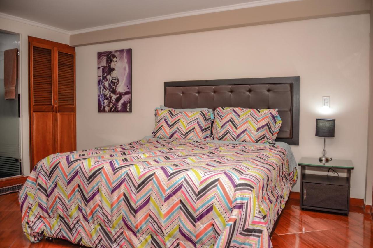 Calle 10 Suites Medellín Exterior foto